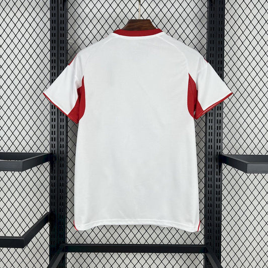 חולצת כדורגל סיביליה בית 2025/26